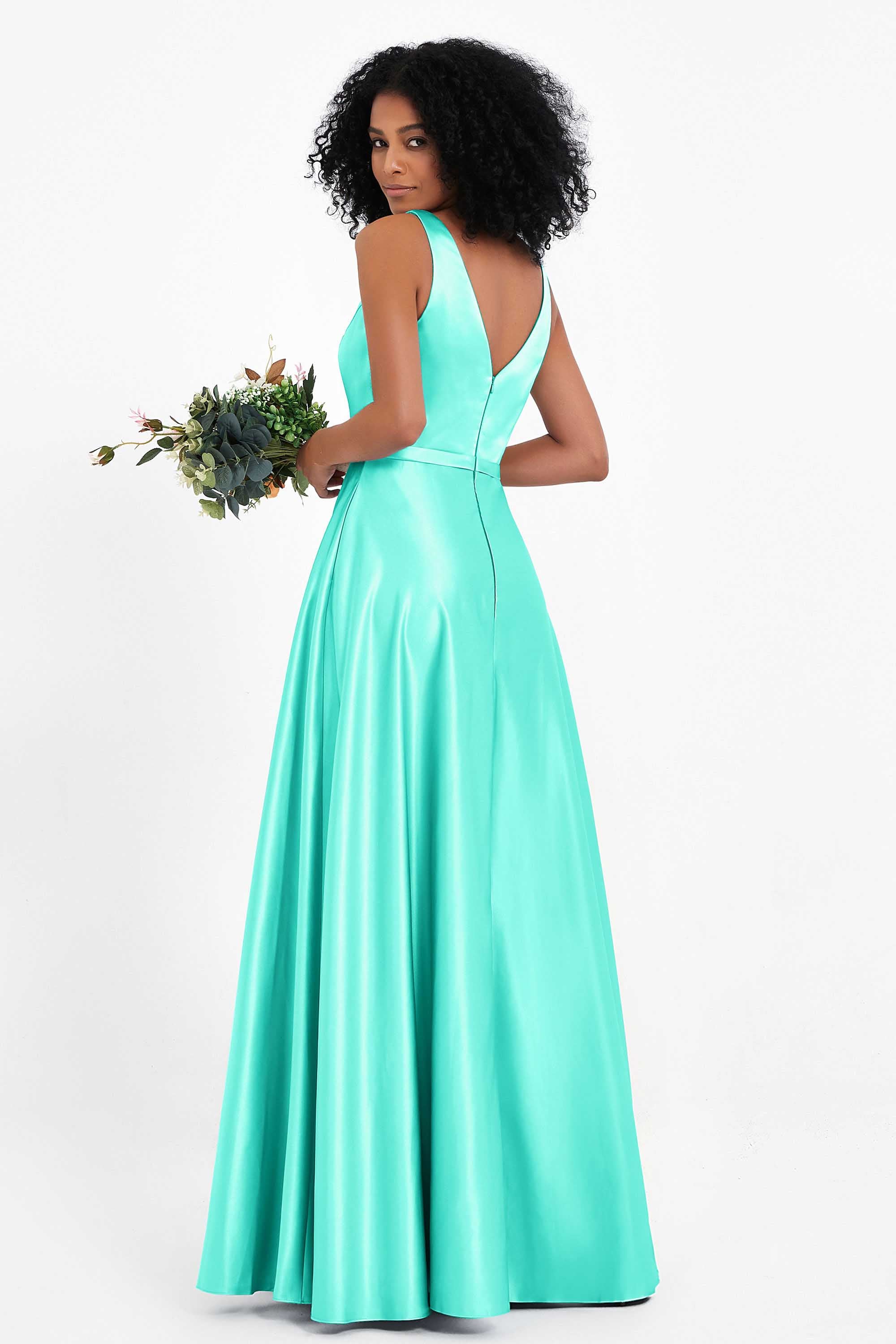 A Line Satin V Neckline Bridesmaid Dress Ruched Formal Evening Prom Dresses Gowns
