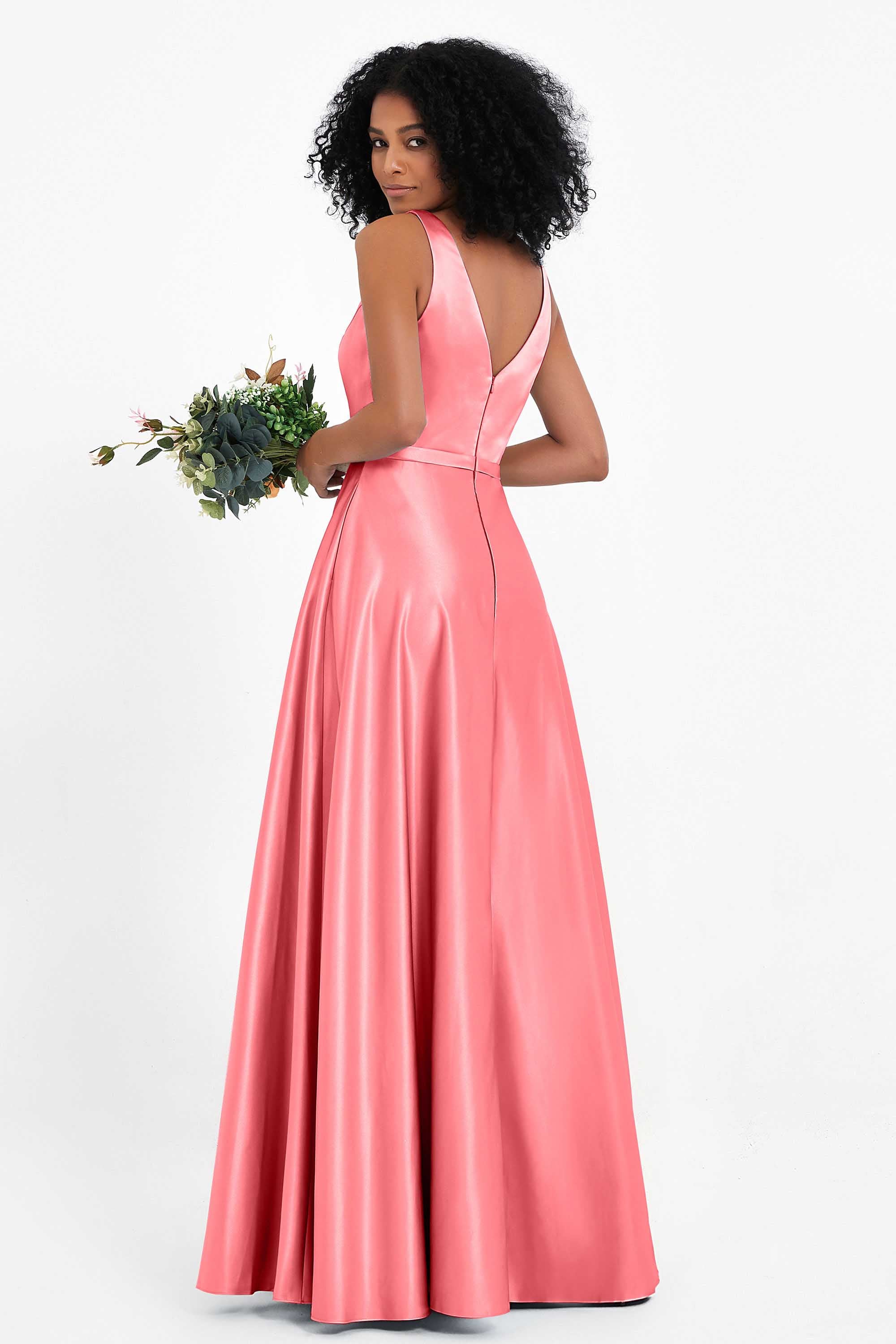 A Line Satin V Neckline Bridesmaid Dress Ruched Formal Evening Prom Dresses Gowns