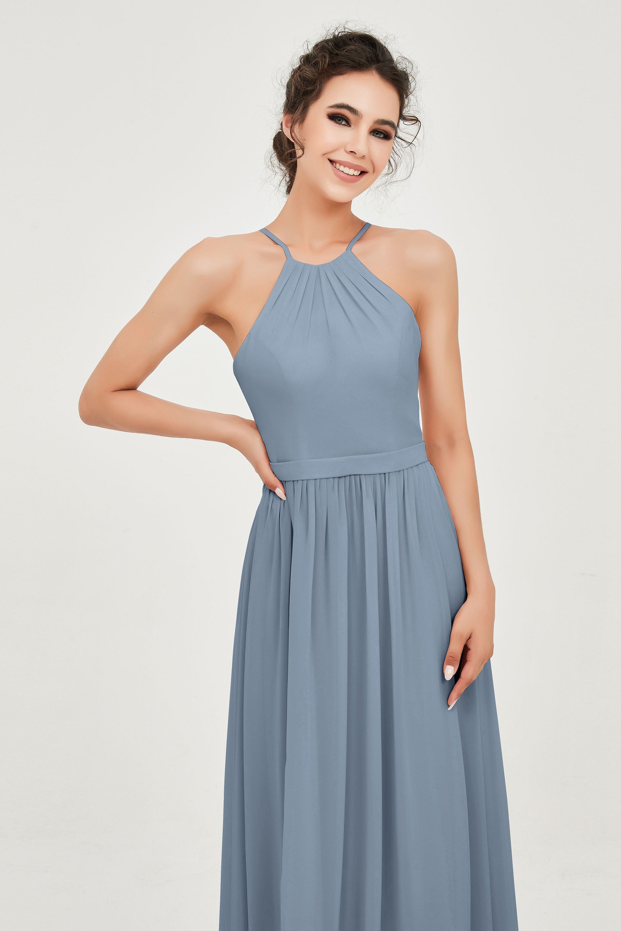 Halter Neck Elegant Bridesmaid Chiffon Dresses Sleeveless Formal Evening Dress Gowns