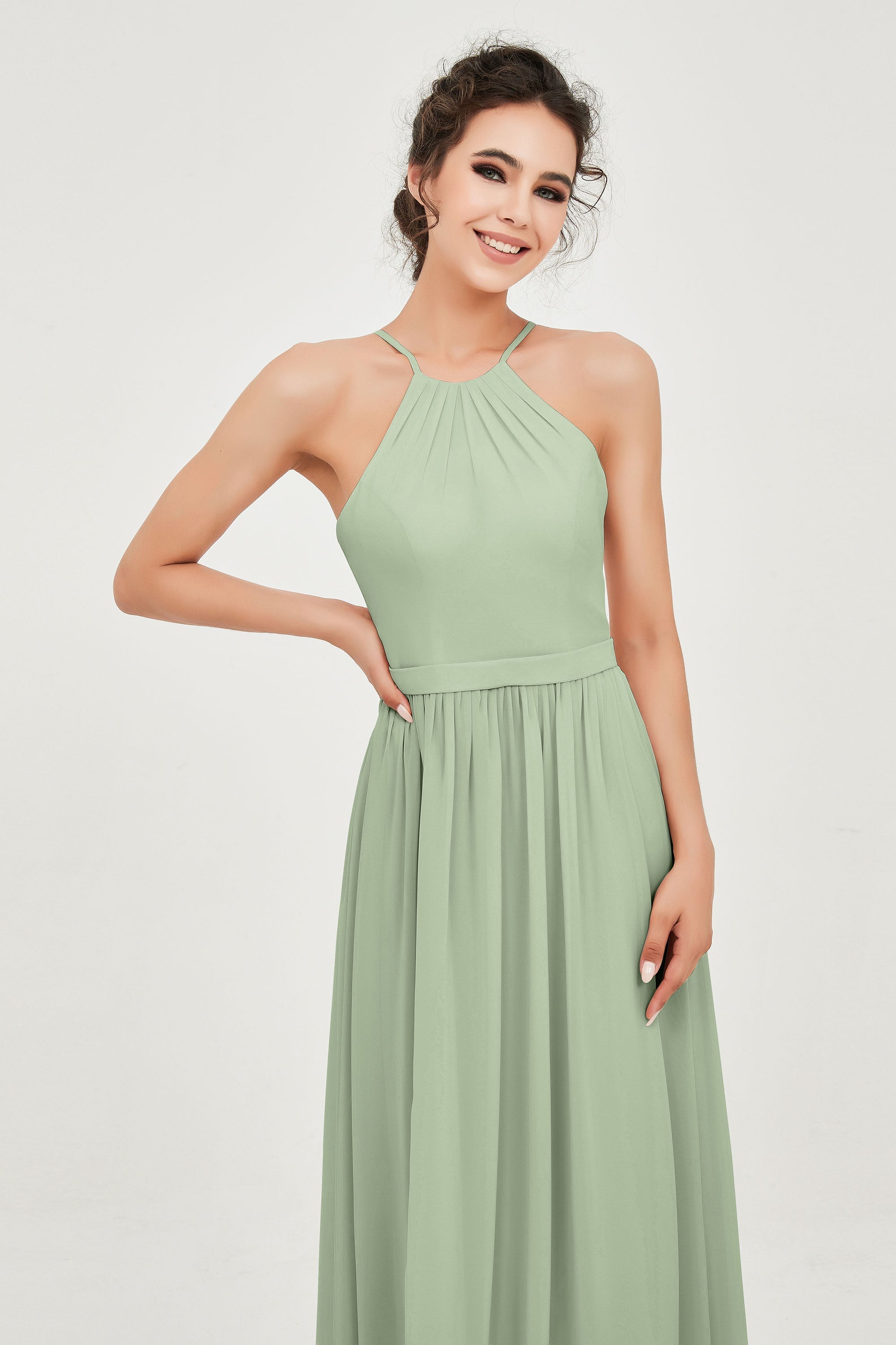 Halter Neck Elegant Bridesmaid Chiffon Dresses Sleeveless Formal Evening Dress Gowns