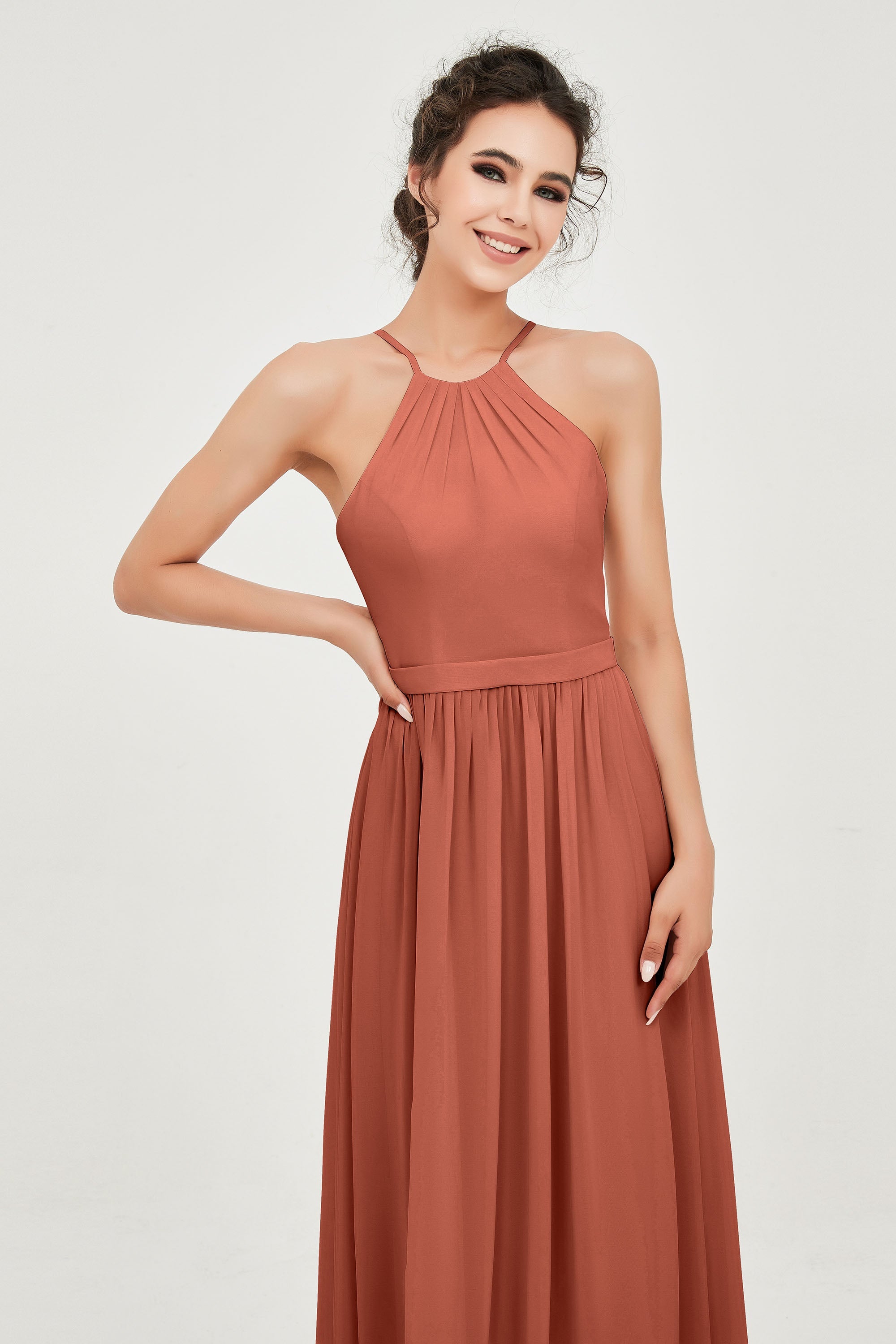Halter Neck Elegant Bridesmaid Chiffon Dresses Sleeveless Formal Evening Dress Gowns