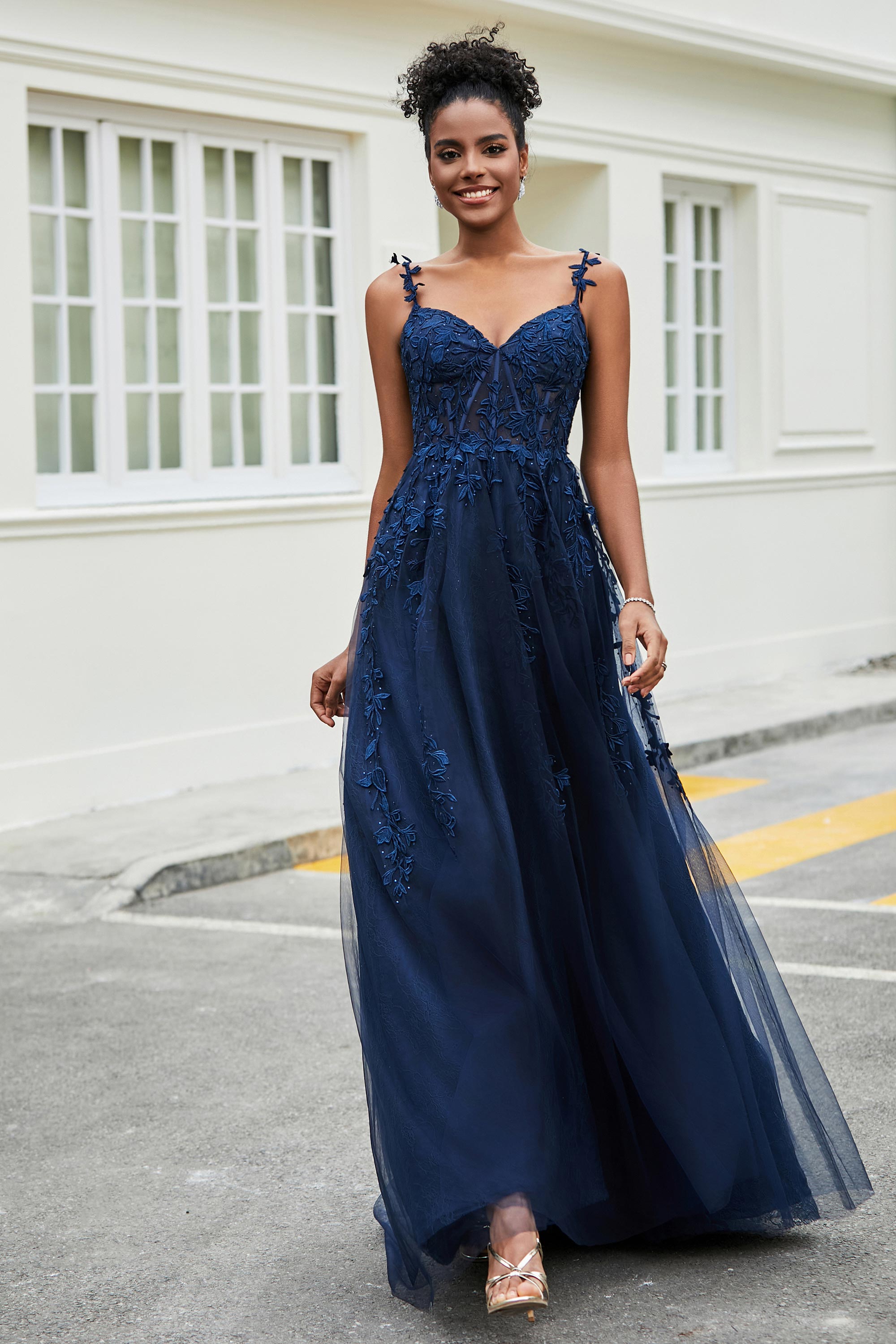 A-Linie Tüll Ballkleid mit Applikationen und Schleppe, mit Schlitz, formelle Abendkleider