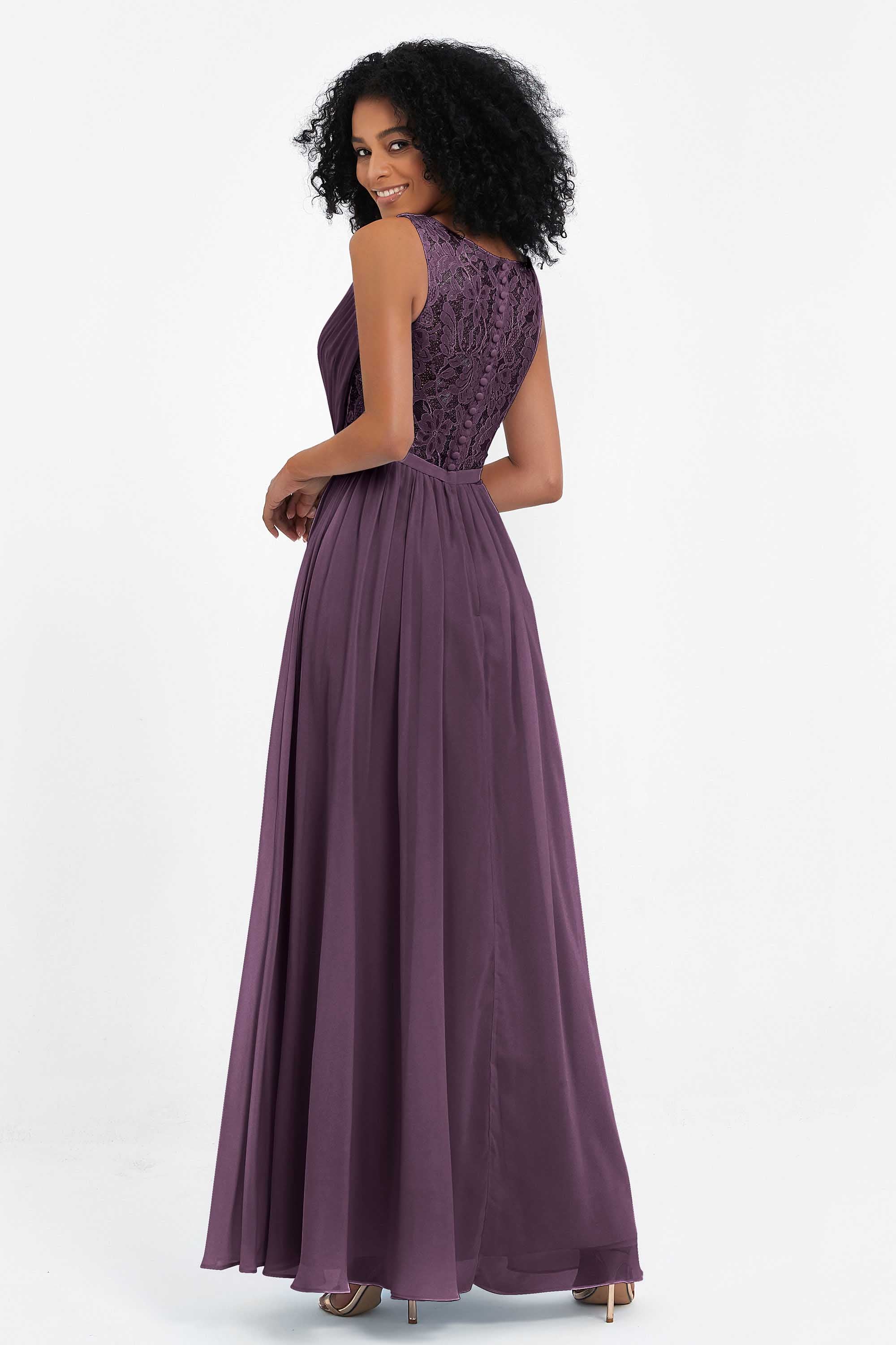 A Line Chiffon Bridesmaid Dress With Lace Ruched Sleeveless Formal Evening Prom Dresses