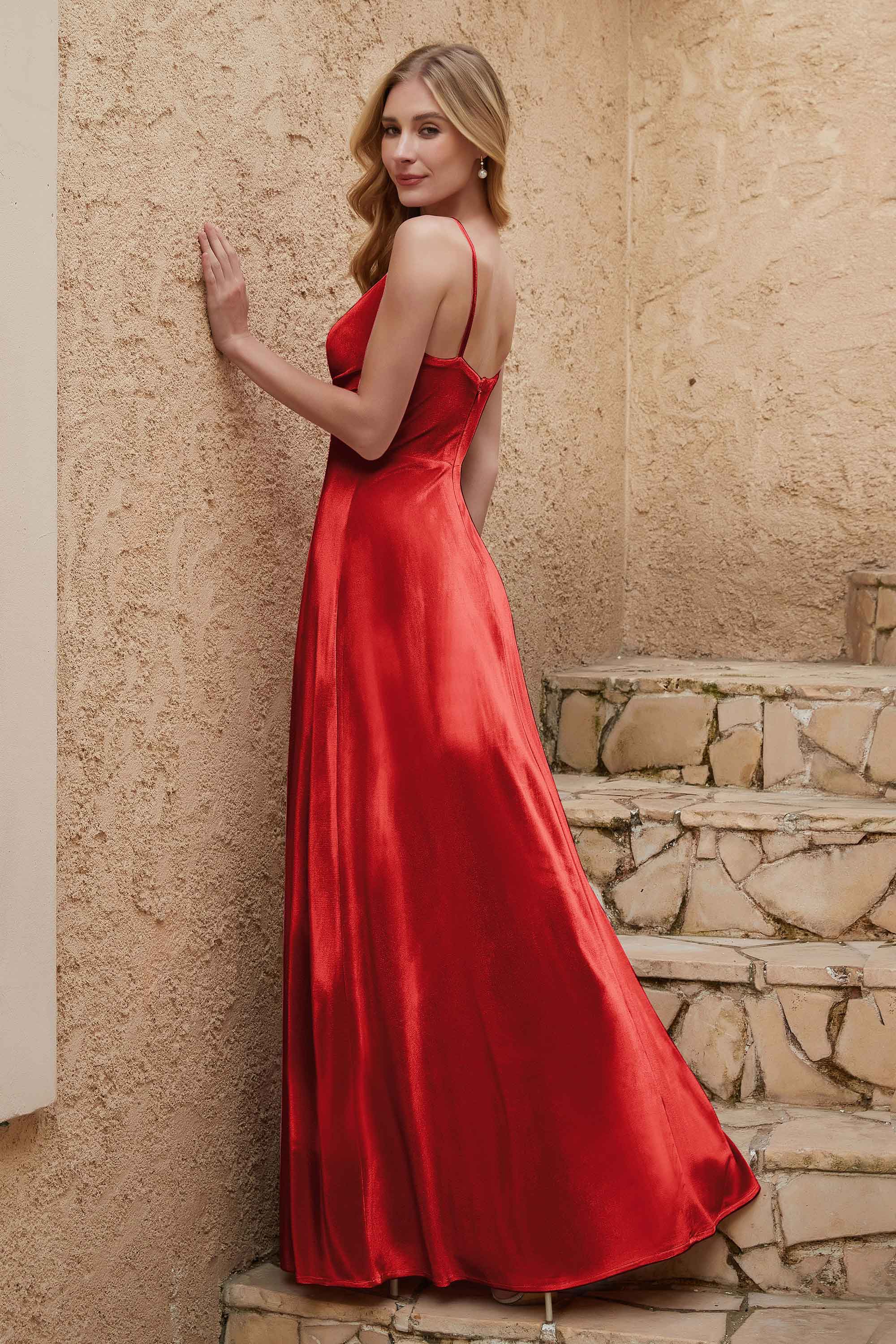 Velvet Sheath Formal Evening Dresses with Slit Spaghetti Straps Ruched Bridesmaid Party Dress