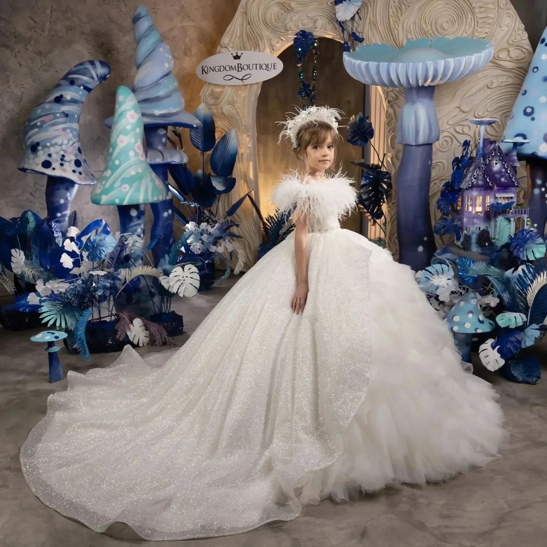 Festzugskleid für Hochzeiten, Federrüschen, gestufte bodenlange Kleider für Geburtstagsfeiern, Erstkommunion, weiße Blumenmädchenkleider 