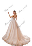 Kristalle besticktes Hochzeitskleid A-Linie Spitze rückenfreies nacktes Brautkleid Individuelle Hochzeitskleider schlichtes Hochzeitskleid 
