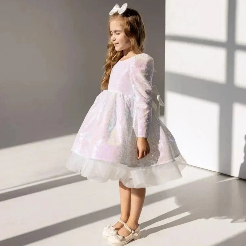 Rosa Tüll mit Schleife Feder Kurzarm für Hochzeit Geburtstag Party Bankett Heilige Kommunion Kleid individuelle Blumenmädchenkleider 