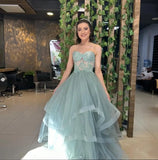 Custom Made Tulle Prom Dresses for Women 2025 Spaghetti Straps Ball Gowns Lace Applique Layered Quinceanera Dresses ball gown