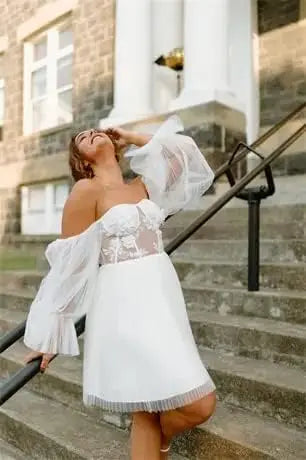 Langärmliges Tüll-Heimkehrkleid, kurzes Brautkleid, herzförmiger Ausschnitt, Spitzenapplikation, Ballkleider für Teenager, Cocktailkleid 