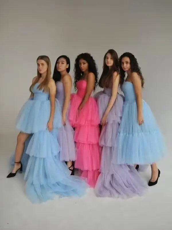 High Low Tüll Ballkleider Lange trägerlose gestufte Abendkleider A-Linie Abendkleid mit Schleppe Partykleider Damen Abend 