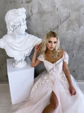 Vestido de novia de tul ruborizado con encaje floral marfil Vestido de baile de hadas rosa Vestido de novia de corsé de línea A único personalizado con abertura alta 