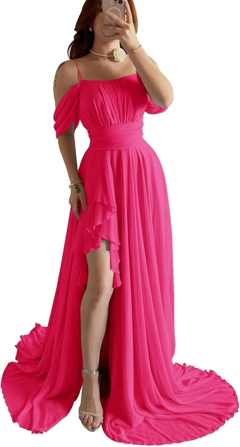 Elegantes schulterfreies Chiffon-Ballkleid für Brautjungfern mit Schlitz, lang, A-Linie, plissierte Rüschen, formelles Abendkleid für Damen 