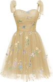 Vestidos cortos de fiesta para adolescentes con bordado de flores, tul, tirantes finos, largo hasta la rodilla, con margaritas y estampado floral. 