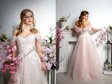 Vestido de novia de tul ruborizado con encaje floral marfil Vestido de baile de hadas rosa Vestido de novia de corsé de línea A único personalizado con abertura alta 