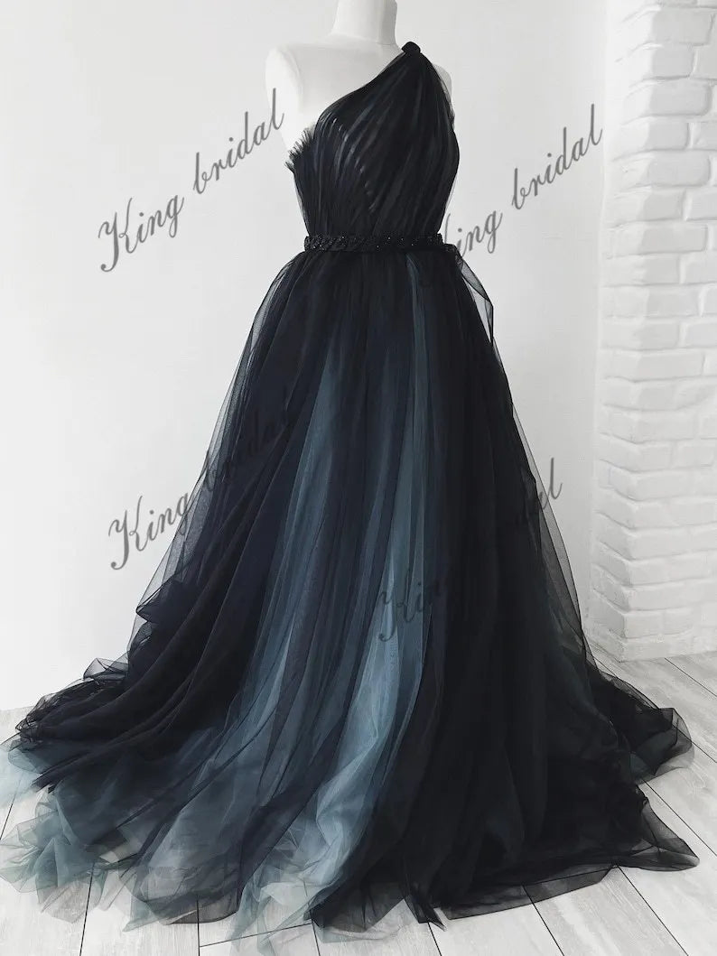 Black wedding dress Full black ash blue bridal gown Gothic wedding dress Tulle Beaded fantasy ball gown simple bridal gowns
