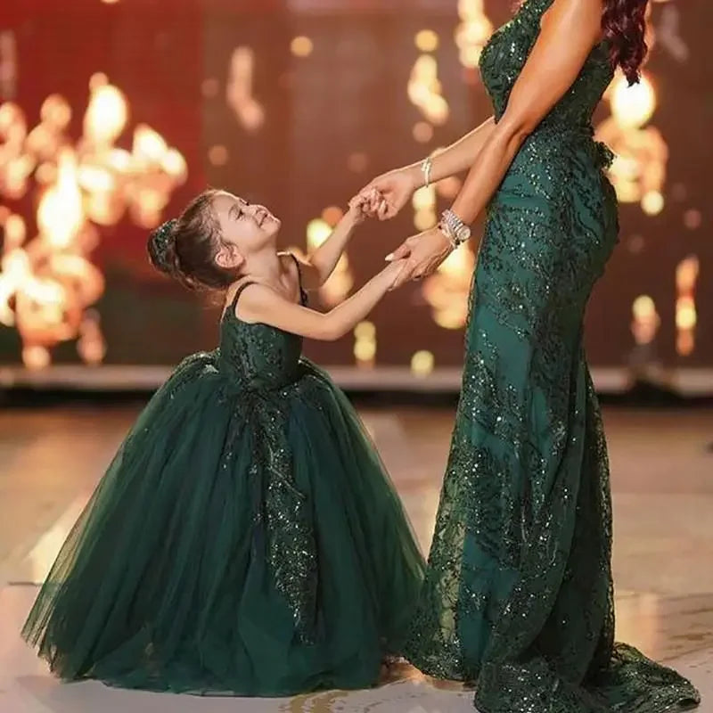 Hermosos vestidos de primera comunión verde oscuro para niña de las flores, vestidos para boda con lentejuelas abullonadas y tirantes, para fiesta de cumpleaños infantil. 
