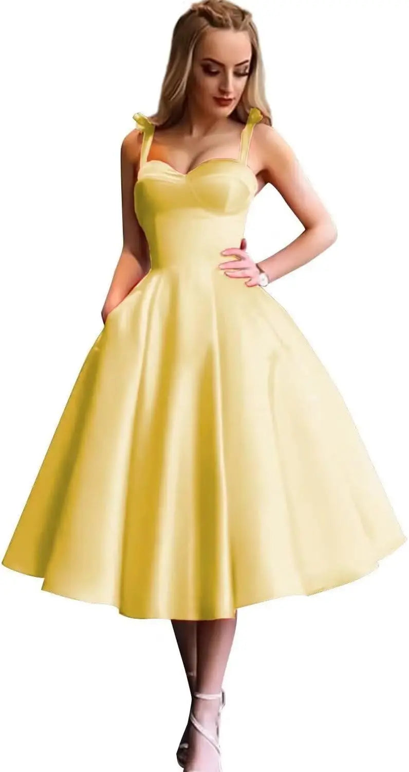 Damen Spaghettiträger Kurzes Satin Ballkleid Homecoming Kleid Sweetheart A-Linie Ballkleid Cocktailkleid mit Tasche 
