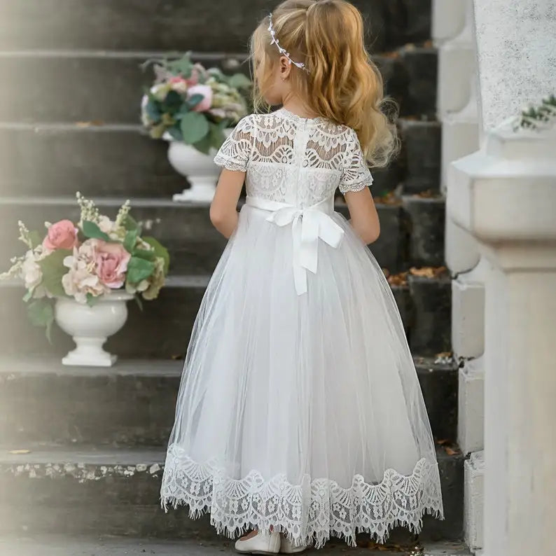 Vestido de niña de flores de encaje color marfil rústico Vestido de primera comunión Vestidos de niña Vestidos de fiesta de boda bohemios con mangas cortas 