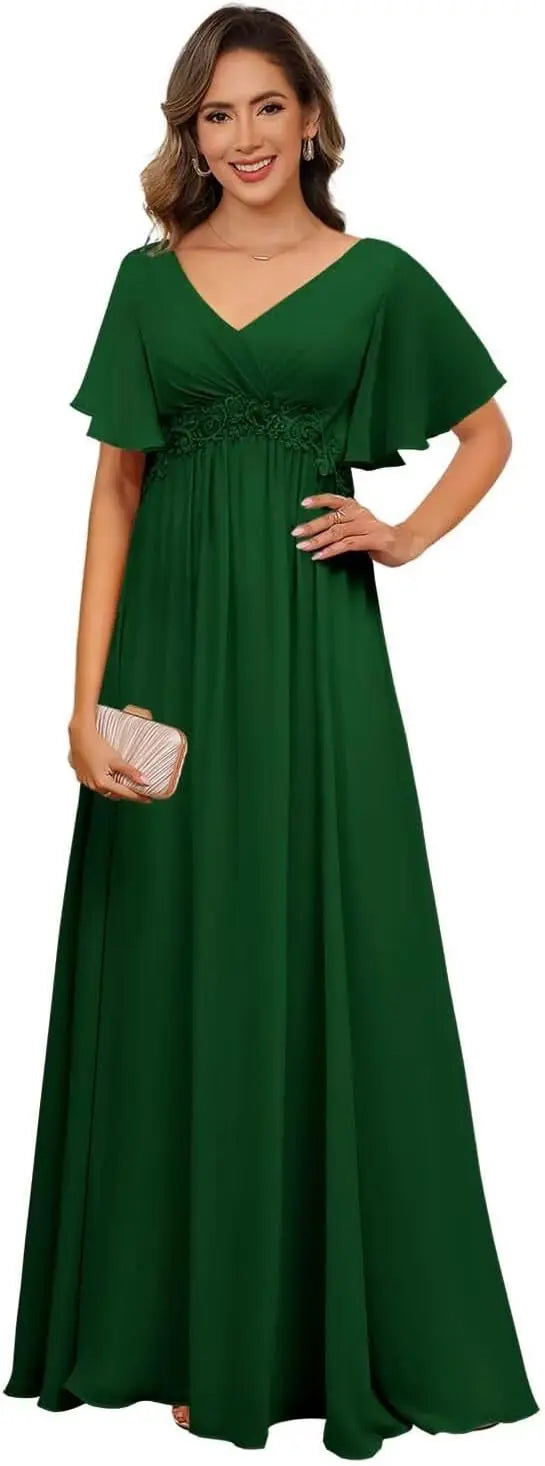 Plus Size Short Sleeves Mother of The Bride Dresses for Curvy Women V Neck Formal Dresses with Pockets Bridesmaid Dress Gowns