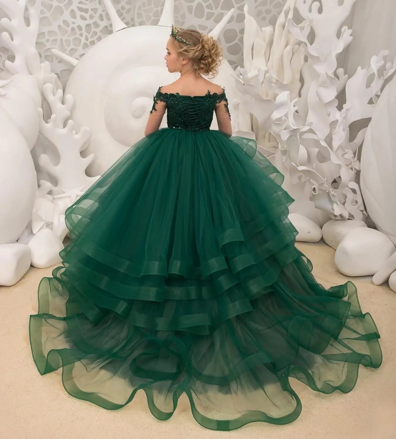 Long Sleeve Flower Girl Dresses Laces Applique Beaded Princess Pageant Dress Beaded Ruffle Tulle Kids Prom Party Gown