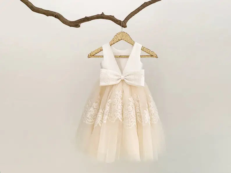 Vestido de niña de las flores con espalda en V y encaje para bodas, fiesta de niñas, vestido de princesa para niña pequeña con lazos, vestidos de primera comunión. 