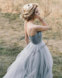 Blaues und graues Tüll-Hochzeitskleid Spaghettiträger Brautkleider Fee Hochzeitskleid Prinzessin Boho Brautkleid 