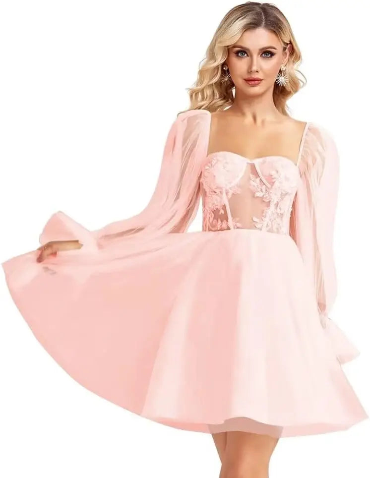 Langärmliges Tüll-Heimkehrkleid, kurzes Brautkleid, herzförmiger Ausschnitt, Spitzenapplikation, Ballkleider für Teenager, Cocktailkleid 