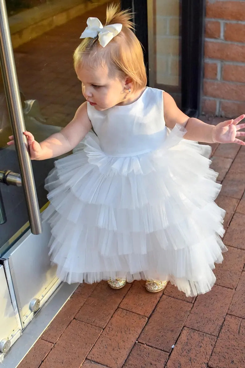 Vestido blanco para niña de flores para bebés, niñas y niñas, top sin mangas de satén y tul en capas con lazo grande en la espalda, vestido dulce 