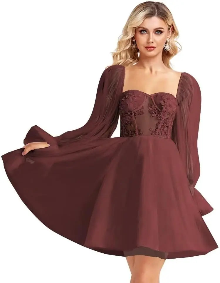 Langärmliges Tüll-Heimkehrkleid, kurzes Brautkleid, herzförmiger Ausschnitt, Spitzenapplikation, Ballkleider für Teenager, Cocktailkleid 