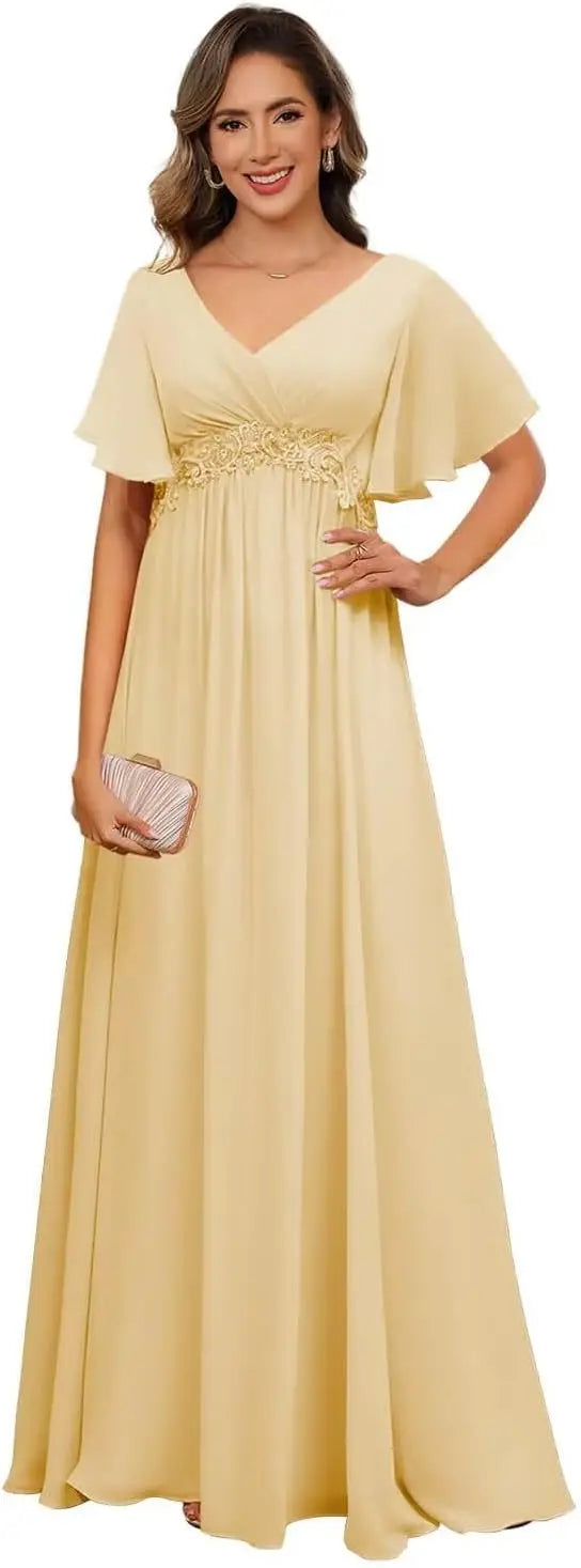 Plus Size Short Sleeves Mother of The Bride Dresses for Curvy Women V Neck Formal Dresses with Pockets Bridesmaid Dress Gowns