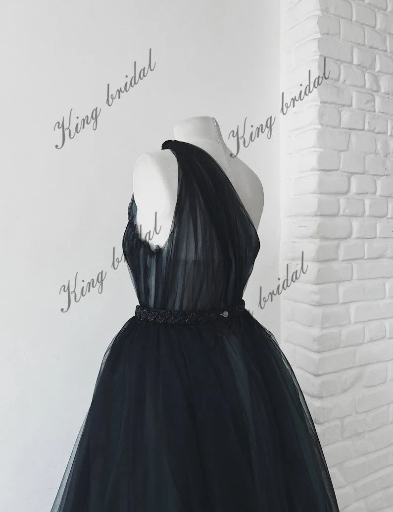 Black wedding dress Full black ash blue bridal gown Gothic wedding dress Tulle Beaded fantasy ball gown simple bridal gowns