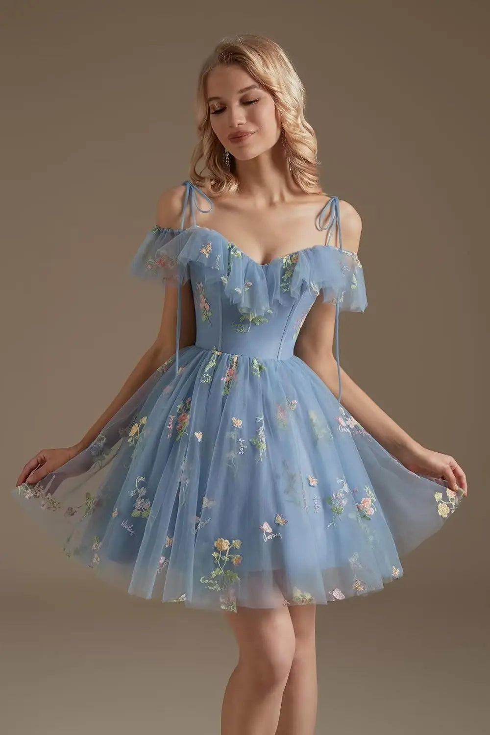 Blumenstickerei Tüll Kurze Heimkehrkleider für Teenager Mini Fee V-Ausschnitt Formales Abschlussball-Cocktailpartykleid 2025 