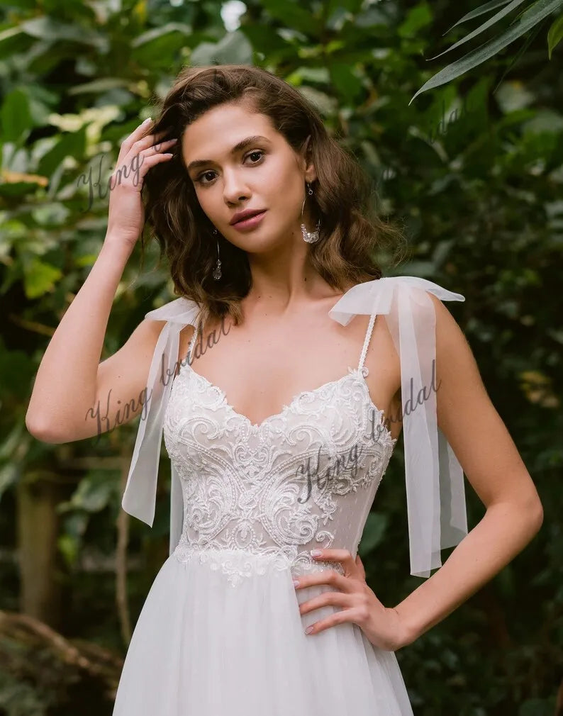 Gepunktetes Tüll Spaghettiträger Brautkleid A-Linie Spitze Brautkleider Schulterschleife Custom Brautkleid einfache Brautkleider 