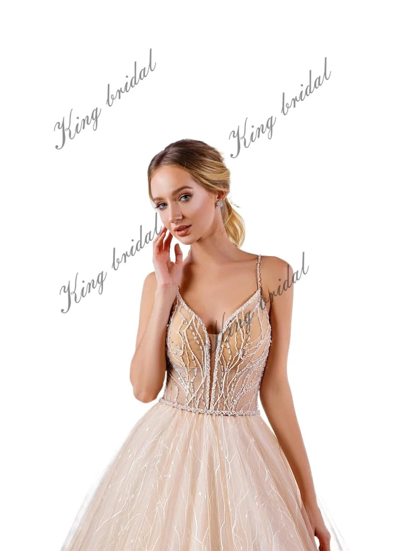 Kristalle besticktes Hochzeitskleid A-Linie Spitze rückenfreies nacktes Brautkleid Individuelle Hochzeitskleider schlichtes Hochzeitskleid 
