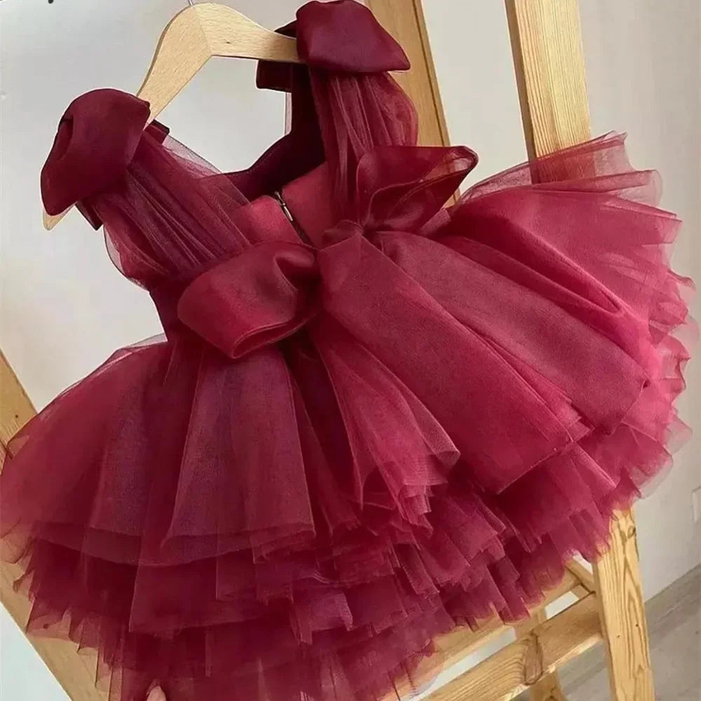 Festzugskleider für Mädchen Erstkommunionkleid Maßgeschneidertes Burgunder Blumenmädchenkleid für Hochzeit mit Schleife 