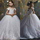 2025 Puffy Tulle Ball Gown With Bows Princess First Communion Gowns White Lace Appliques Flower Girl Dresses for Wedding
