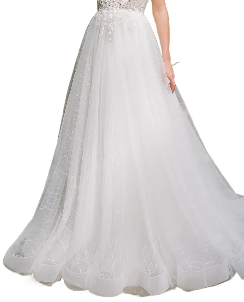 Besticktes Brautkleid nach Maß, Brautkleid mit floraler Spitze, rückenfreies A-Linien-Brautkleid aus Tüll mit Schleppe, Brautkleid nach Maß 