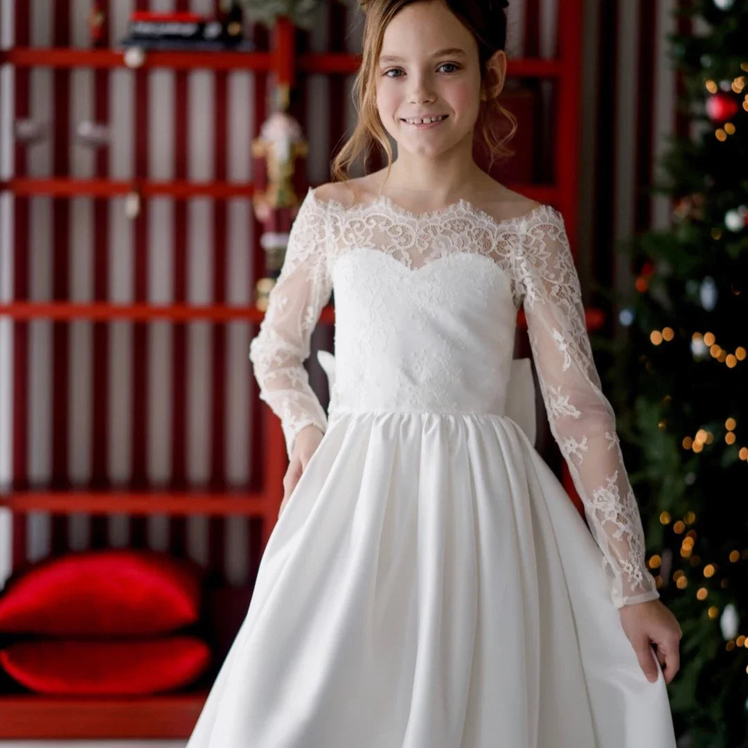 White Rose Appliques With Bow Long Sleeve For Wedding Birthday Banquet Holy Communion Gowns Customized Flower Girl Dresses