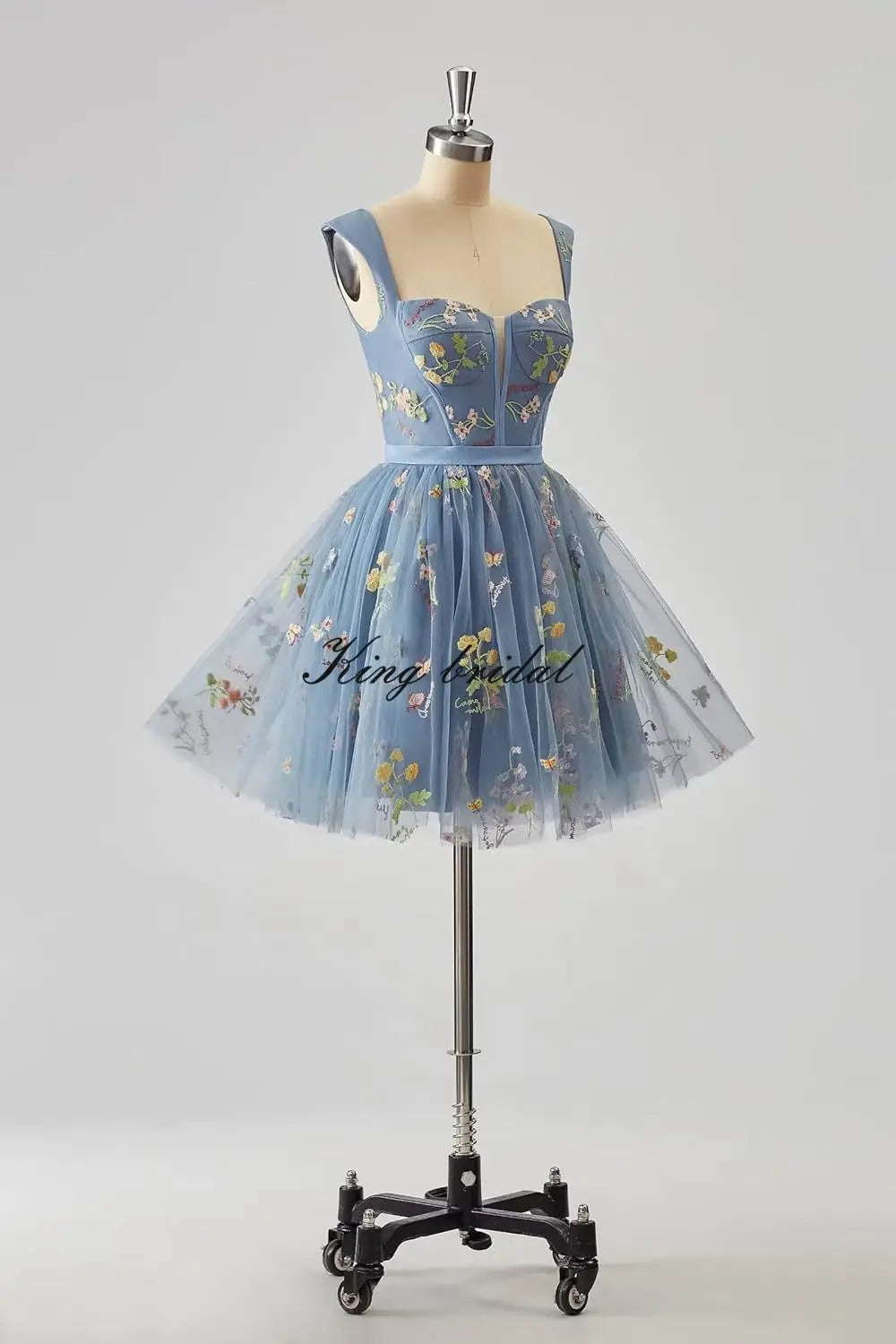 Flower Embroidery Short Tulle Homecoming Dresses for Teens Corset Mini Prom Dress Fairy Formal Party Gown Junior Bridesmaid Gown