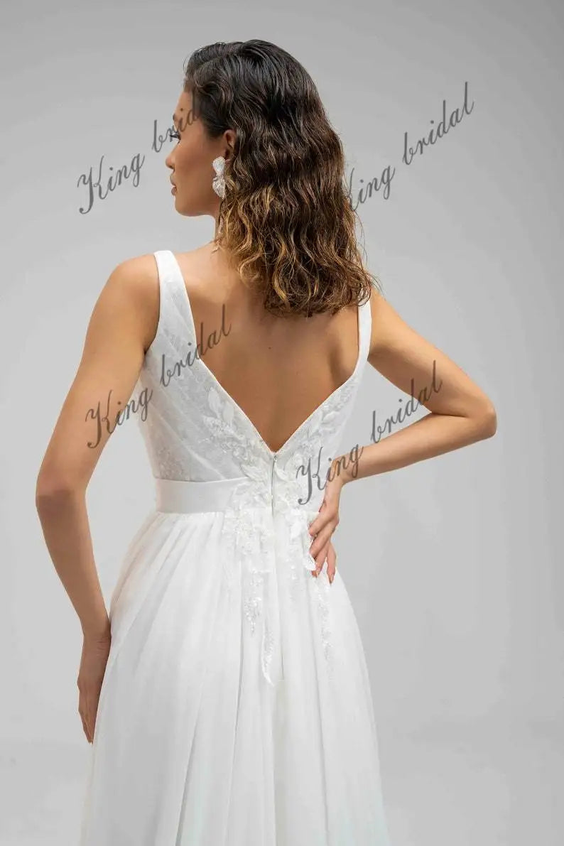 Chiffon Schlitz Brautkleid, Rückenloses Hochzeitskleid, Bestickte Spitze V-Ausschnitt Boho StrandHochzeitskleider Individuelles Hochzeitskleid 