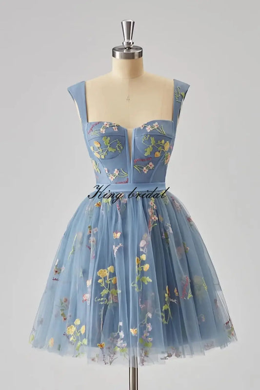 Flower Embroidery Short Tulle Homecoming Dresses for Teens Corset Mini Prom Dress Fairy Formal Party Gown Junior Bridesmaid Gown