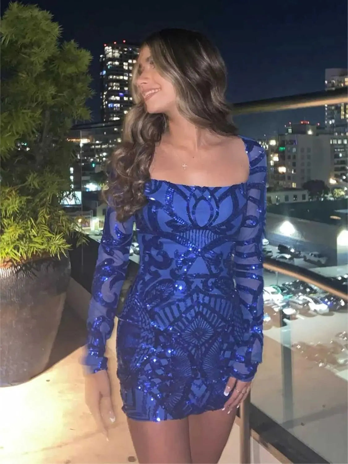 Vestidos de fiesta de manga larga con lentejuelas y encaje para mujer, cortos, ajustados, brillantes, con escote cuadrado, para cóctel o fiesta. 