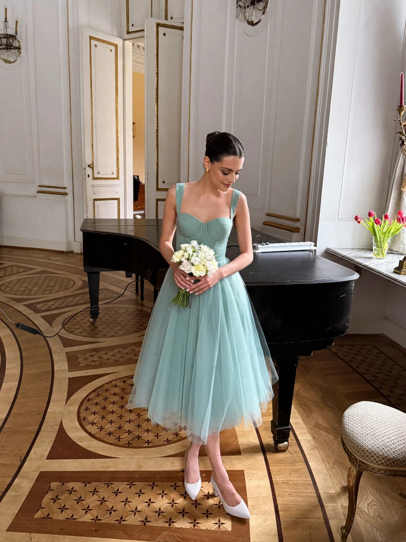 Tulle Tea-Length Prom Dresses High Quality Sweetheart Spaghetti Straps Party & Vacation Wear Elegant Plain A-line Evening Gowns