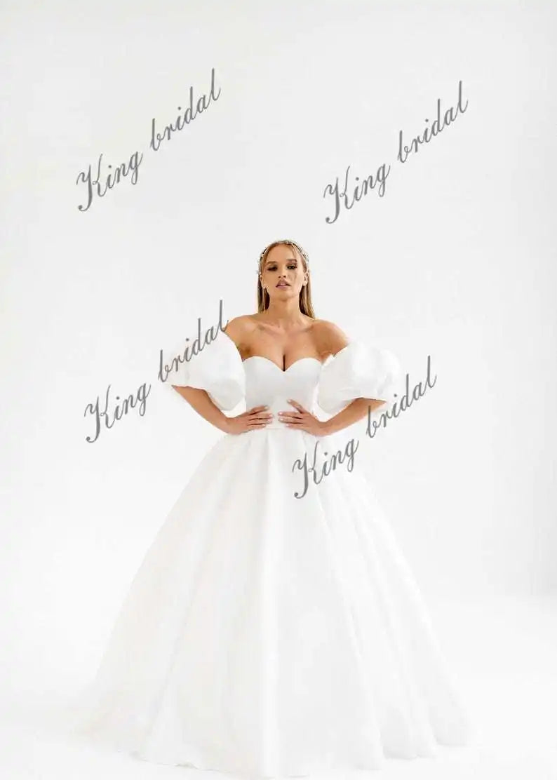Vestido de novia de satén brillante, vestido de novia personalizado, vestido de novia con corsé y hombros descubiertos, vestido de novia con falda de burbuja 