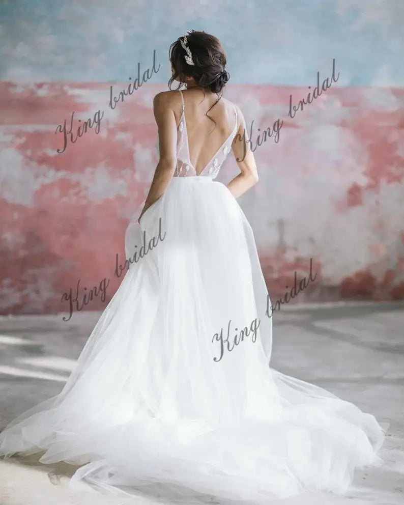 Off white Tüll Brautkleider handbesticktes Brautkleid Volles Brautkleid Spaghettiträger schlichtes Brautkleid 