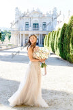 Brautkleid Boho mit Schlitz handbestickt ärmelloses Brautkleid offenes Rückenbrautkleid beiges Brautkleid 