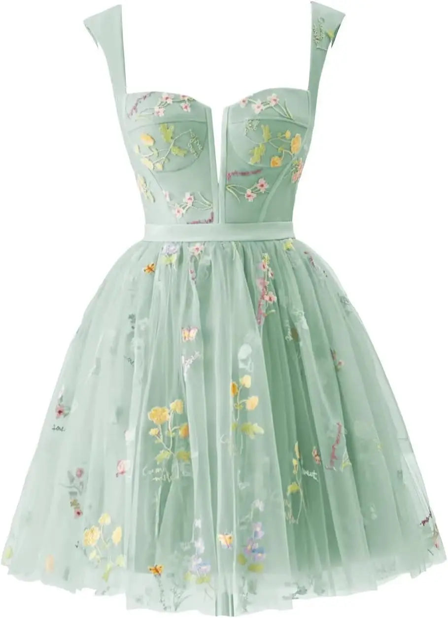 Flower Embroidery Short Tulle Homecoming Dresses for Teens Corset Mini Prom Dress Fairy Formal Party Gown Junior Bridesmaid Gown