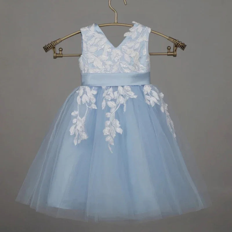 Vestidos de comunión para fiesta de cumpleaños, vestidos de niña de las flores de tul azul cielo, apliques de flores blancas con lazo, sin mangas para boda 