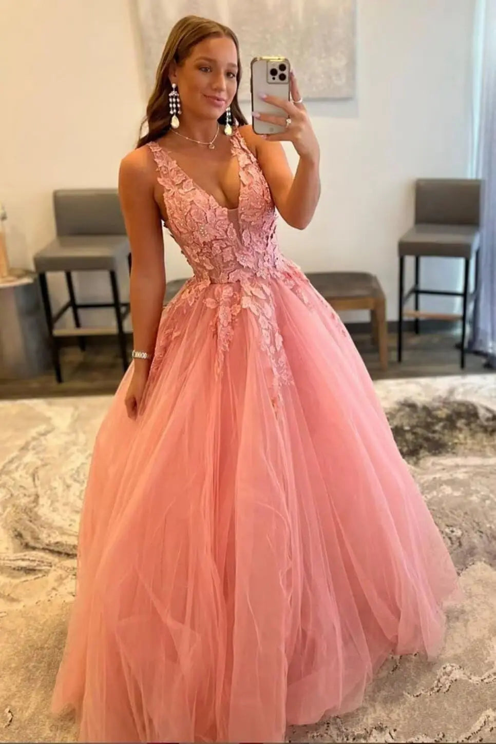 Tulle Prom Dresses for Women V Neck Applique Ball Gowns for Teens Women's Long Formal Evening Gowns with 3D Flower