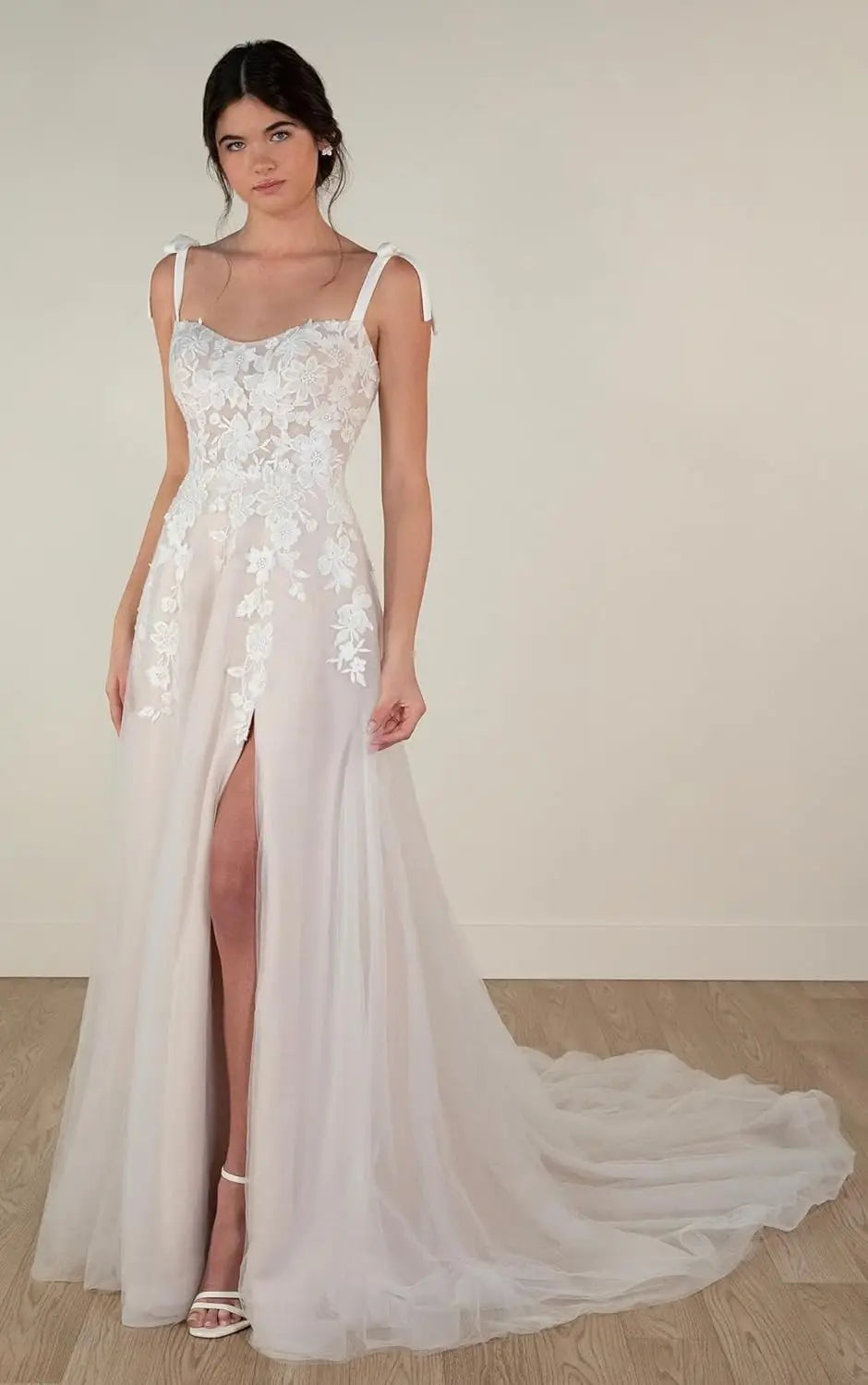 Brautkleider für die Braut Langes Spitzenapplikations-Tüll-Brautkleid Boho-Strandhochzeitskleid weißes Kleid Maßgeschneiderte Brautkleider 